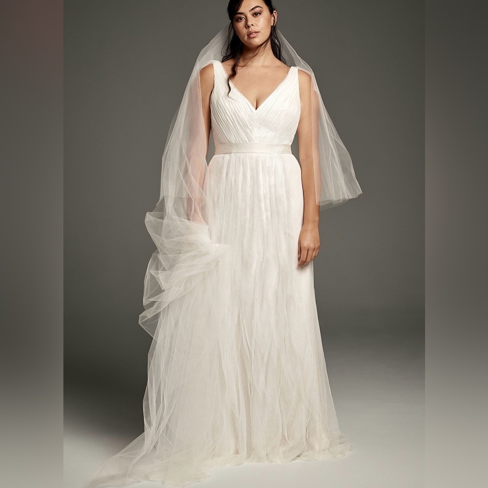 White by Vera Wang wedding dress